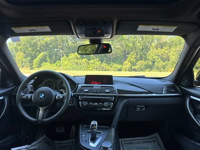 Used 2018 BMW 330i xDrive Sedan AWD/4WD image 12