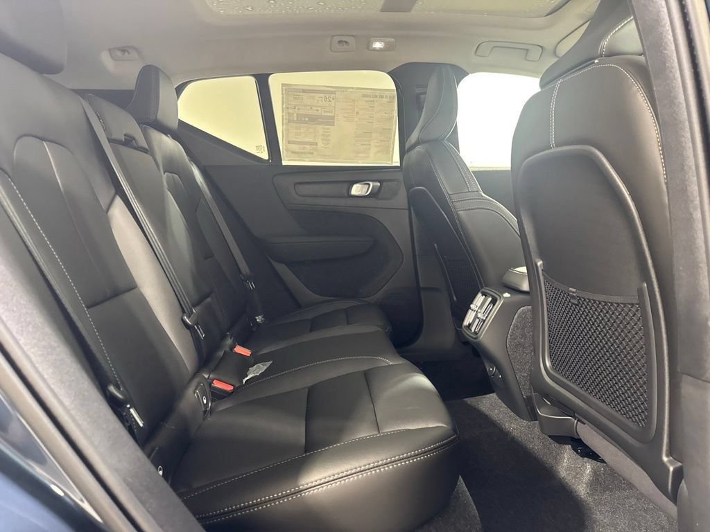 New 2026 Volvo XC40 B5 Core w/ Protection Package Premier AWD/4WD image 25