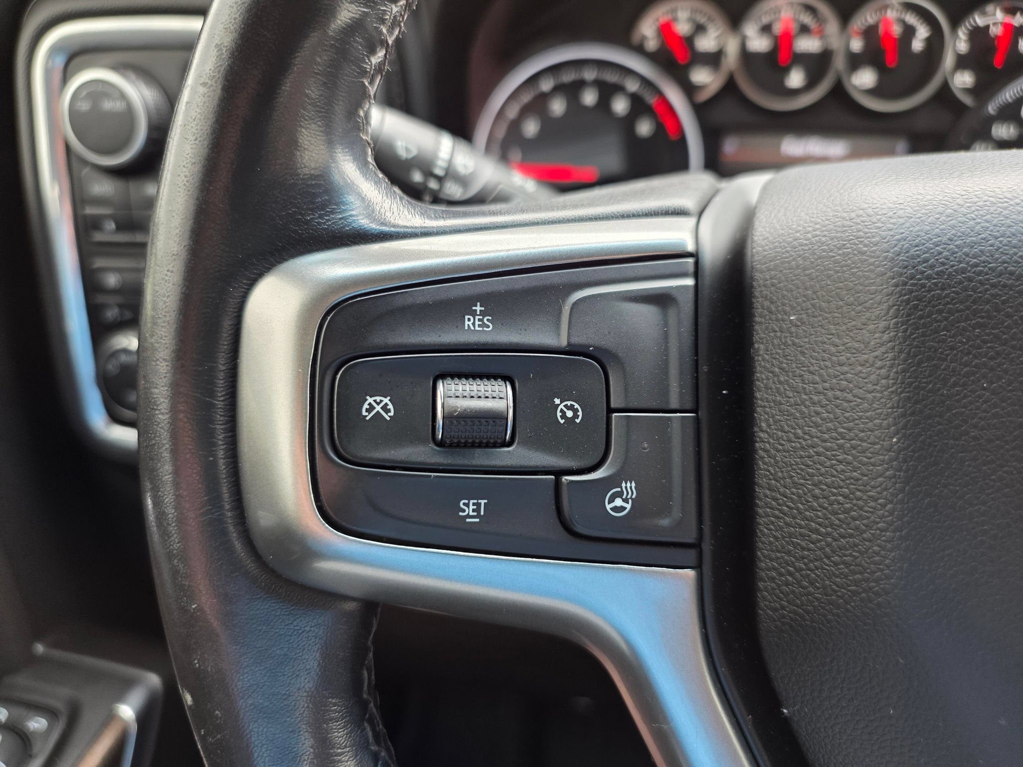 Used 2022 Chevrolet Silverado 1500 LT Trail Boss w/ Bed Protection Package AWD/4WD image 21