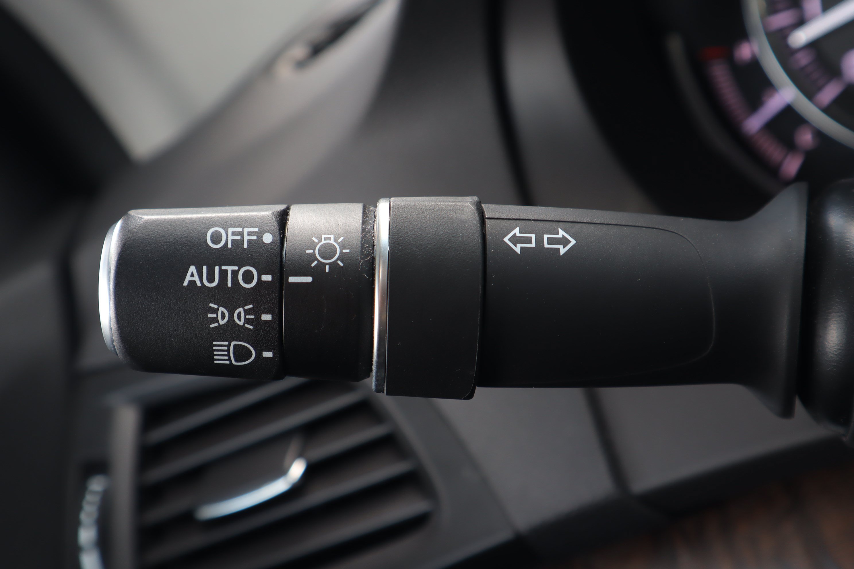 Used 2020 Acura MDX SH-AWD w/ Technology Package image 20