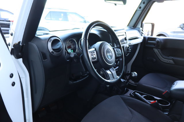 Used 2015 Jeep Wrangler Sport w/ Quick Order Package 23S AWD/4WD image 13