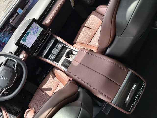 New 2026 Lincoln Nautilus Reserve AWD/4WD image 21