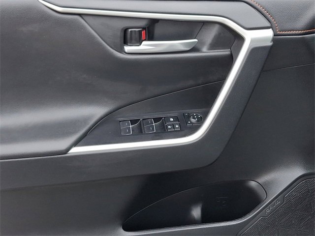 Used 2024 Toyota RAV4 Adventure image 12