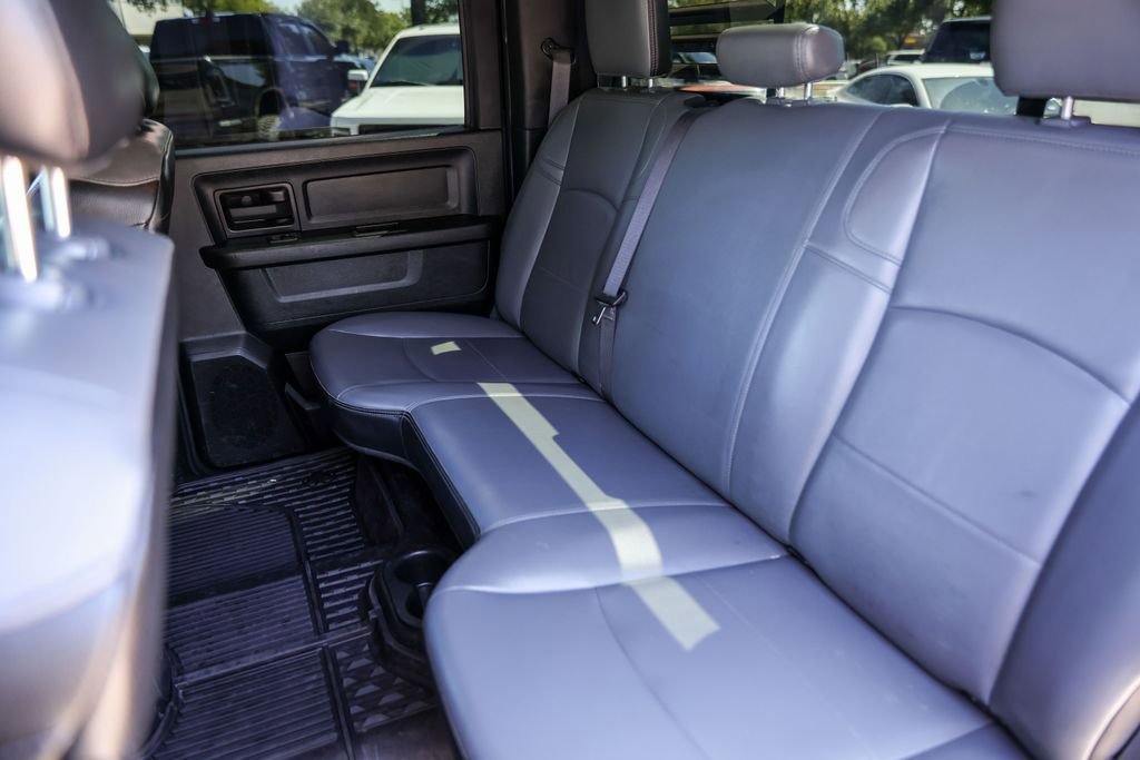 Used 2022 RAM 5500 Tradesman w/ Chrome Appearance Group AWD/4WD image 28