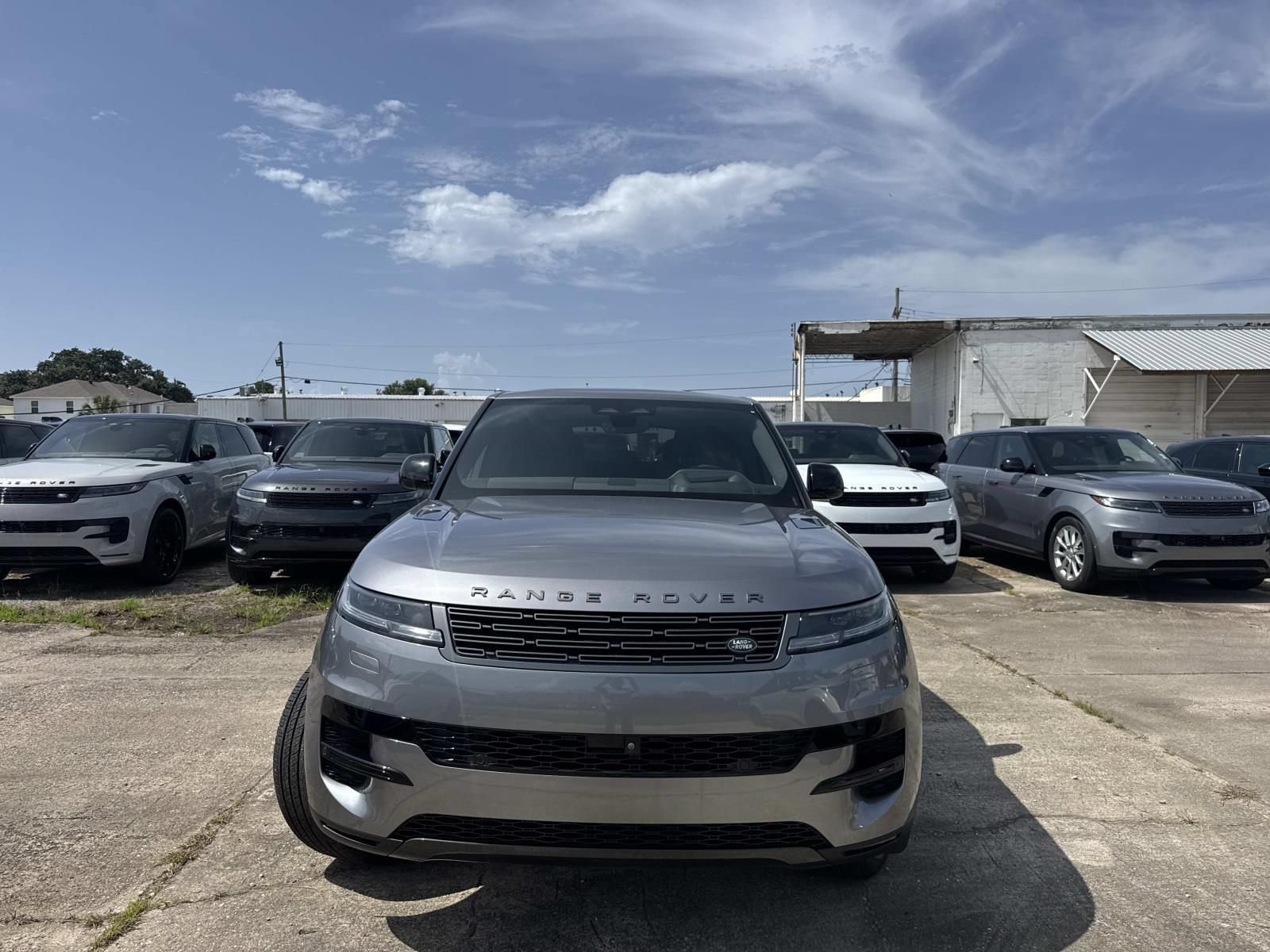 New 2025 Land Rover Range Rover Sport SE AWD/4WD image 17