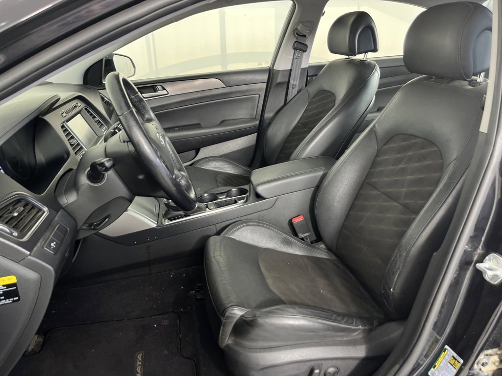 Used 2017 Hyundai Sonata Sport w/ Value Edition Package 02 image 11