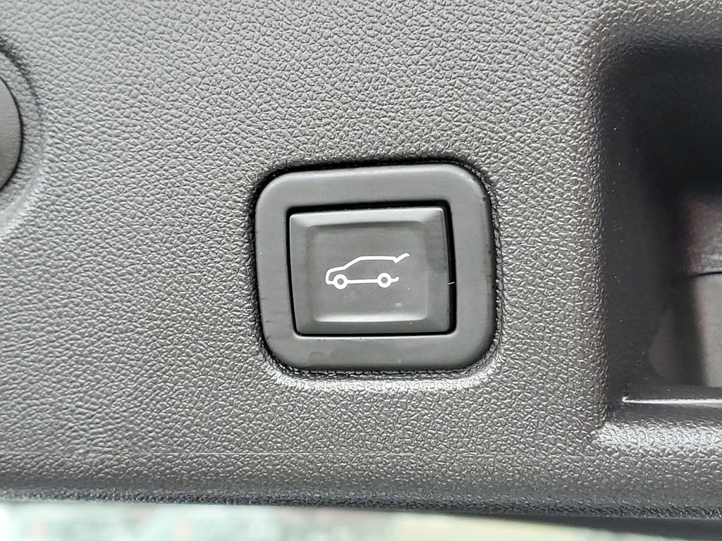 Used 2024 Chevrolet Equinox LT image 31