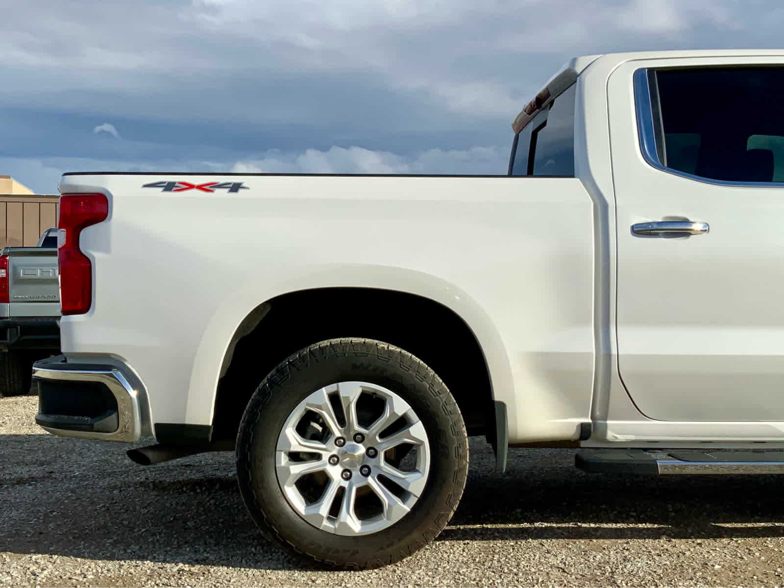 Used 2022 Chevrolet Silverado 1500 LTZ w/ LTZ Premium Package image 15
