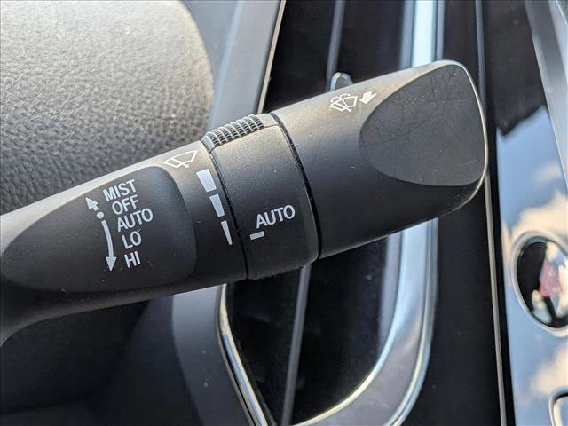 Used 2017 Toyota Prius Prime Advanced image 9