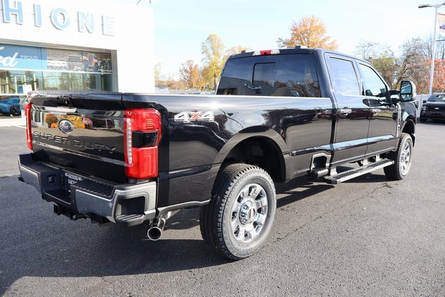New 2026 Ford F250 Lariat w/ Chrome Package image 3