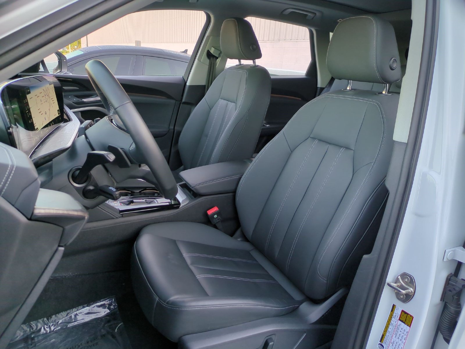Used 2025 Audi Q5 Premium Plus w/ Premium Plus AWD/4WD image 29