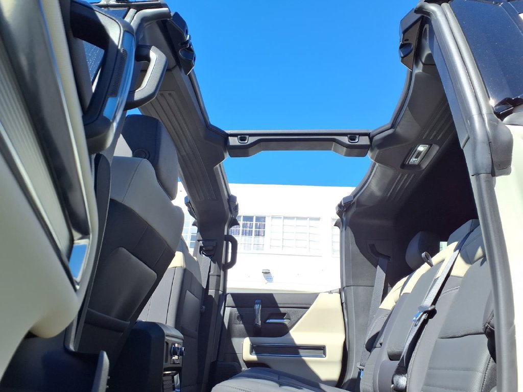 Used 2026 GMC Hummer EV SUV AWD/4WD image 23