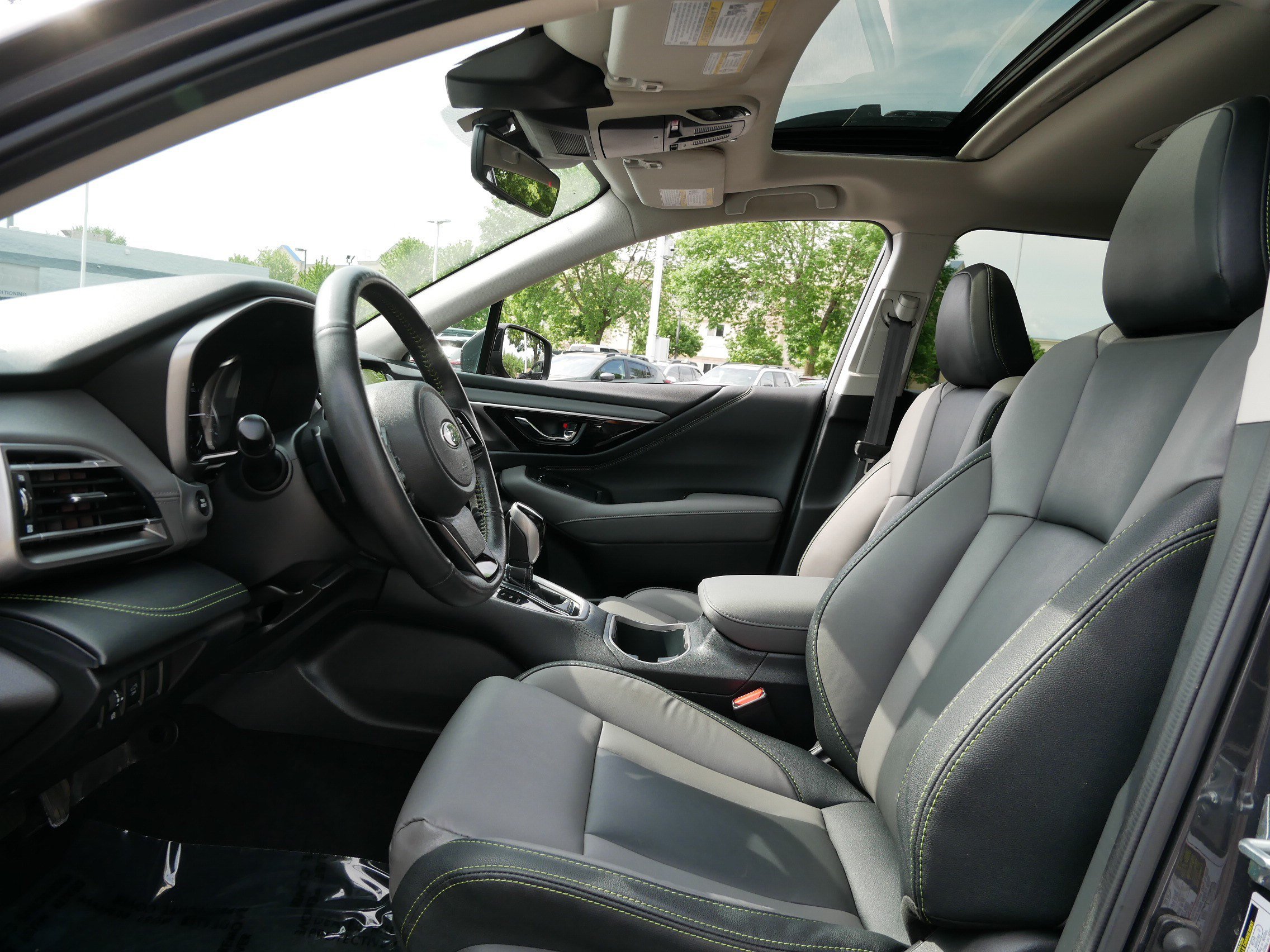 Certified 2024 Subaru Outback Onyx Edition XT AWD/4WD image 31