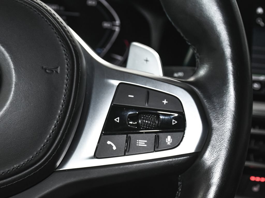Used 2023 BMW M440i Coupe w/ Premium Package RWD image 39