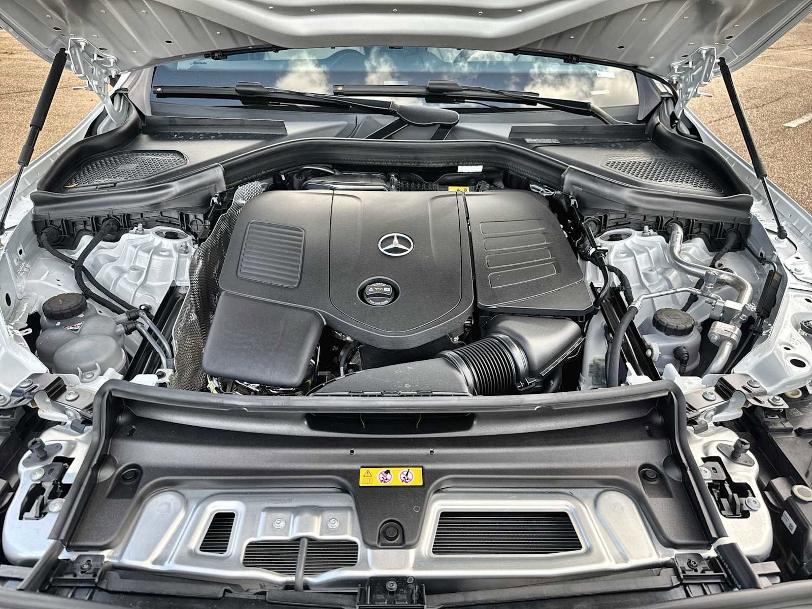New 2026 Mercedes-Benz GLC 300 image 13