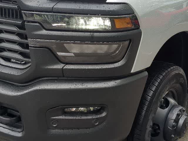 New 2026 RAM 3500 Tradesman AWD/4WD image 11