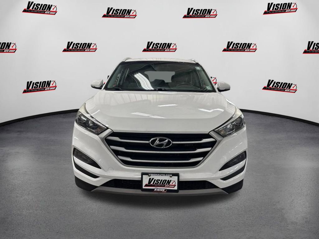 Used 2017 Hyundai Tucson Sport video 2