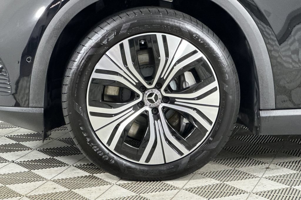 Certified 2026 Mercedes-Benz EQE 320+ SUV image 36