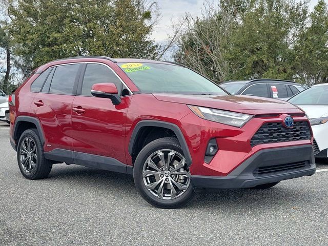 Used 2023 Toyota RAV4 XLE Premium image 37