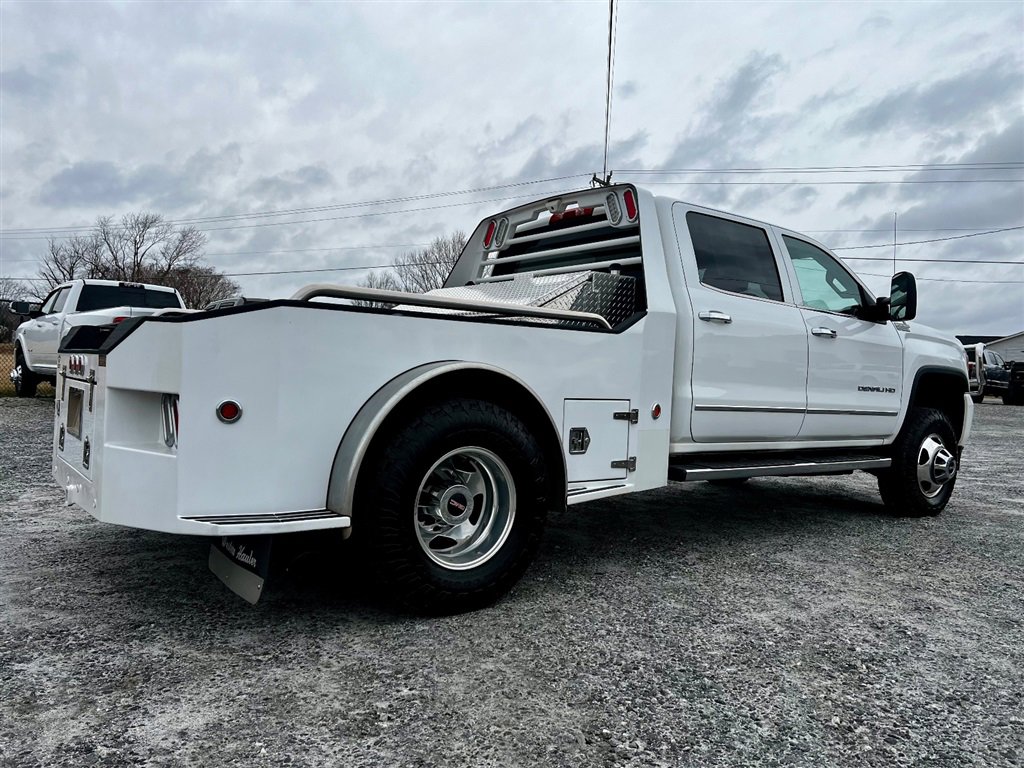 Used 2015 GMC Sierra 3500 Denali w/ Duramax Plus Package image 9