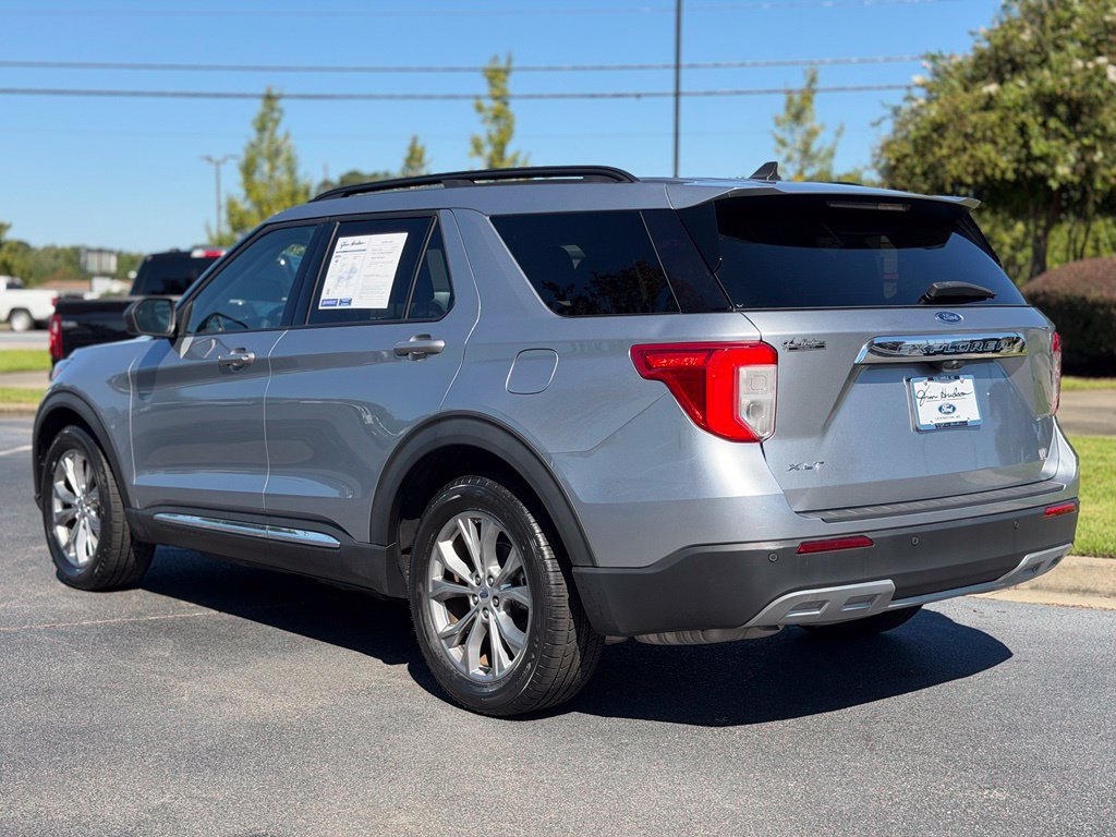 Used 2023 Ford Explorer XLT w/ Equipment Group 202A RWD image 7