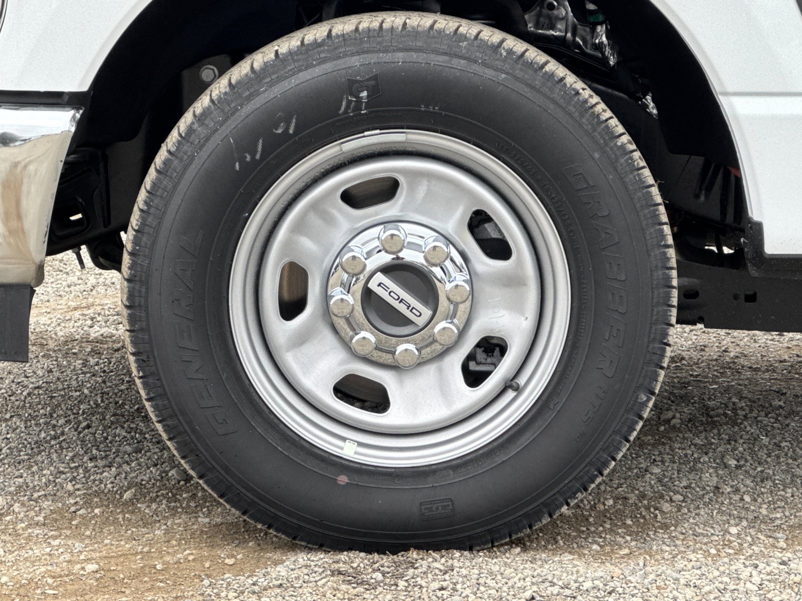 New 2025 Ford F350 XL w/ XL Chrome Package image 23