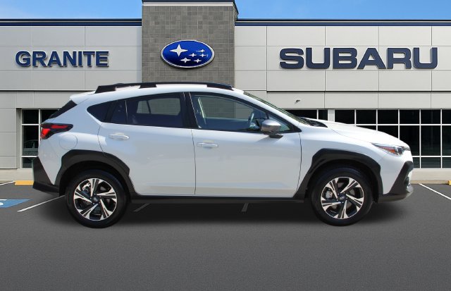 Used 2024 Subaru Crosstrek 2.0i Premium AWD/4WD image 12