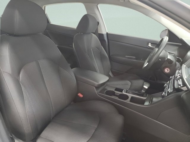 Used 2018 Kia Optima LX w/ 17" Alloy Wheels Package image 15