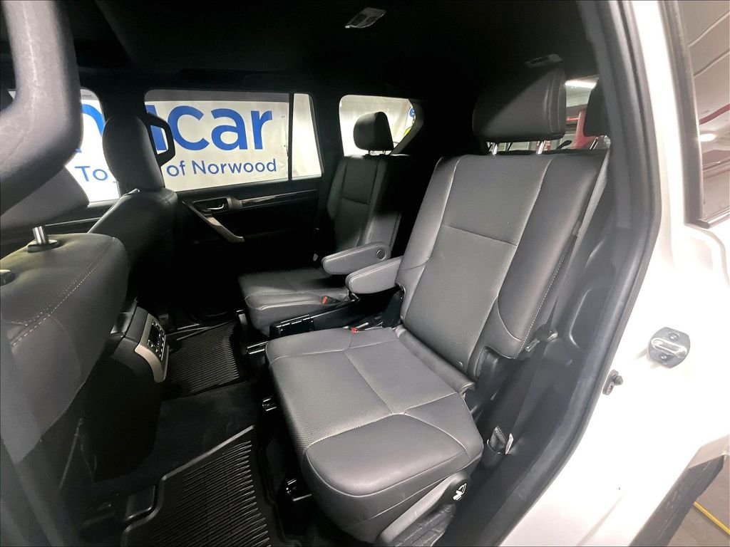 Used 2021 Lexus GX 460 Premium AWD/4WD image 15