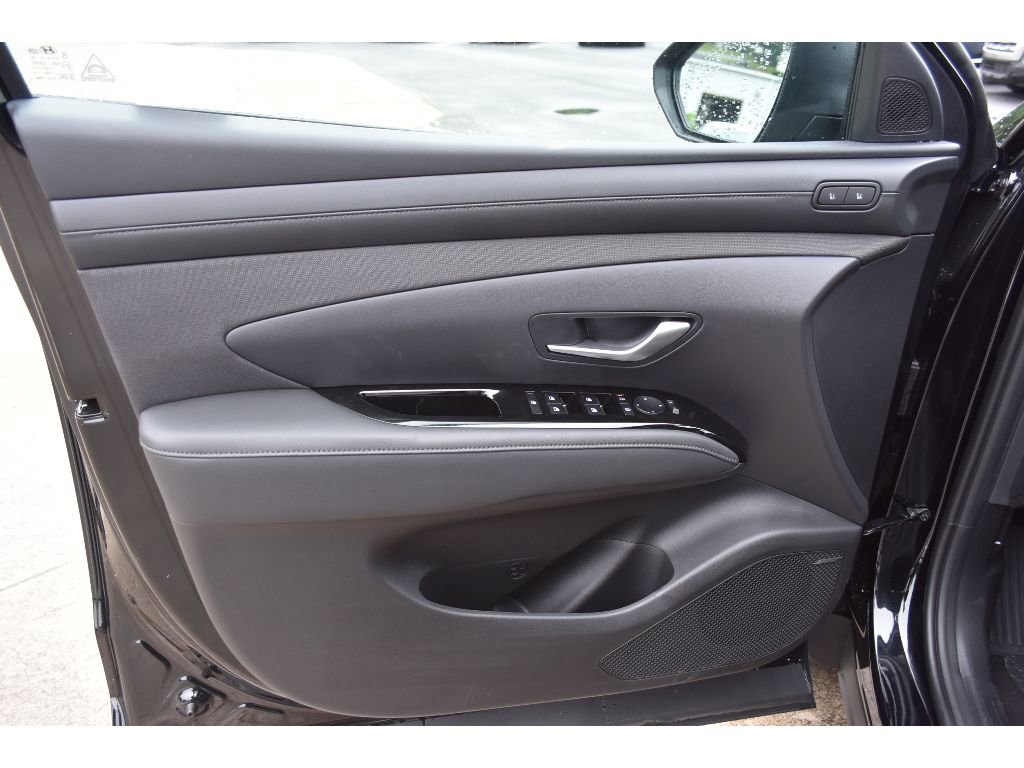 New 2025 Hyundai Santa Cruz Limited image 16