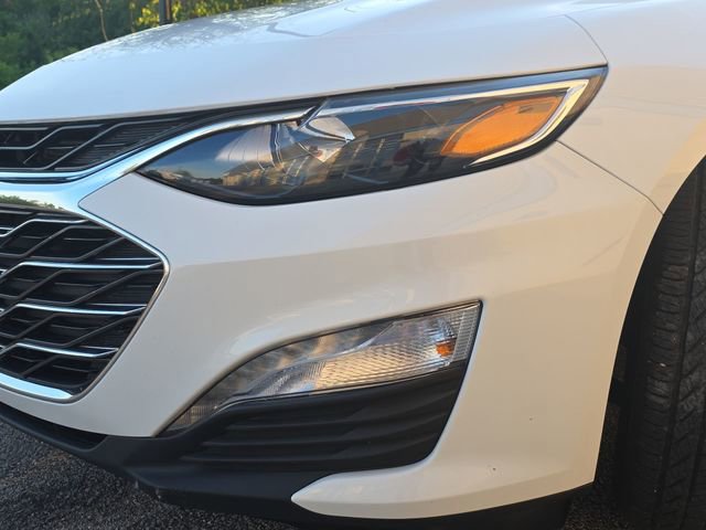 Used 2023 Chevrolet Malibu LT FWD image 30