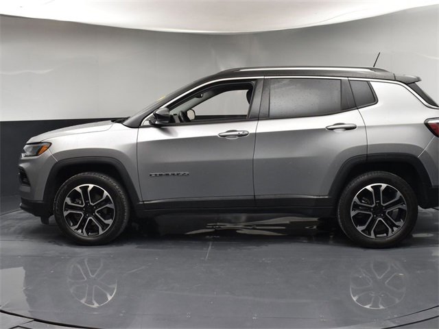 Used 2022 Jeep Compass Limited image 5
