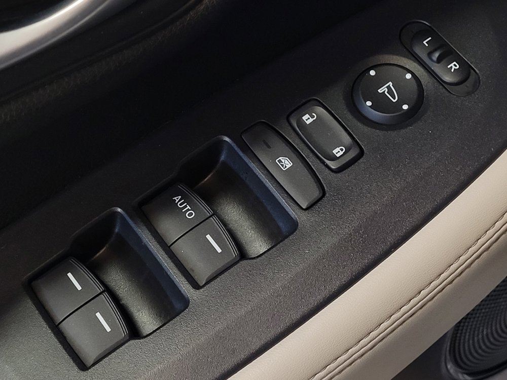 Used 2024 Honda HR-V LX image 27