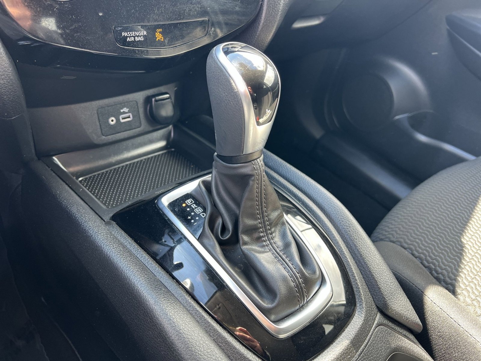 Used 2021 Nissan Rogue Sport S image 21