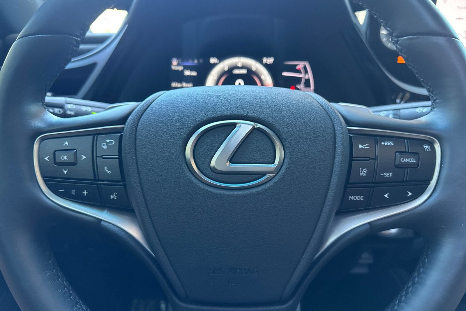 Used 2025 Lexus ES 350 w/ Premium Package FWD image 23