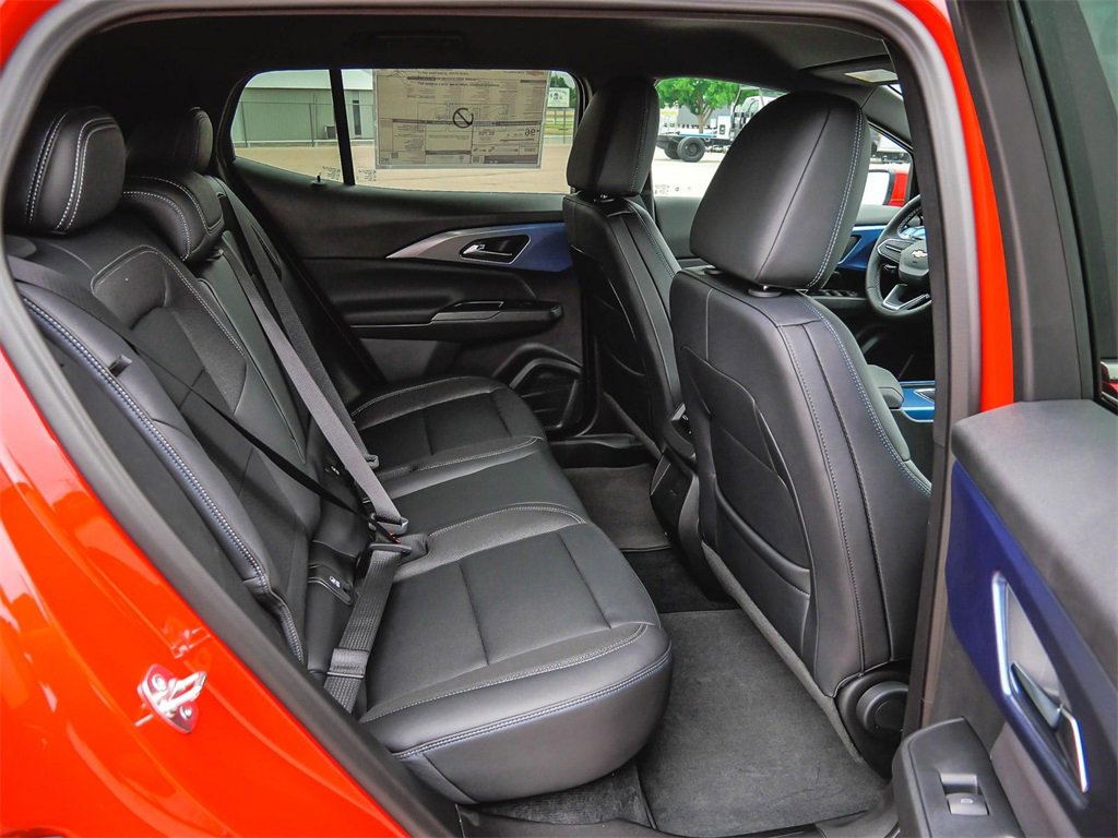 New 2024 Chevrolet Equinox EV LT image 26