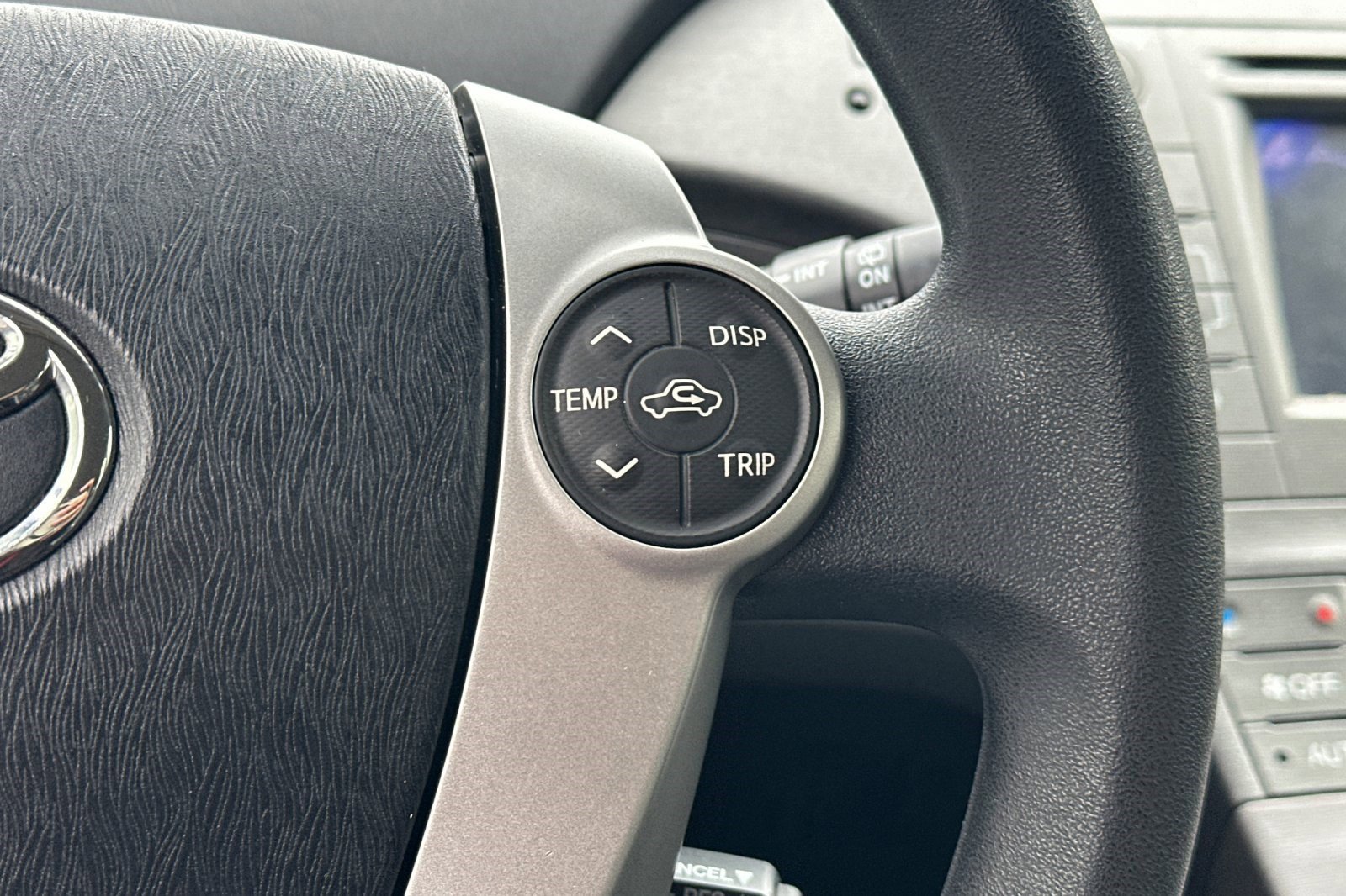 Used 2015 Toyota Prius Two image 30