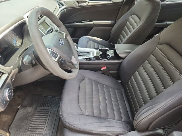 Used 2014 Ford Fusion SE FWD image 16
