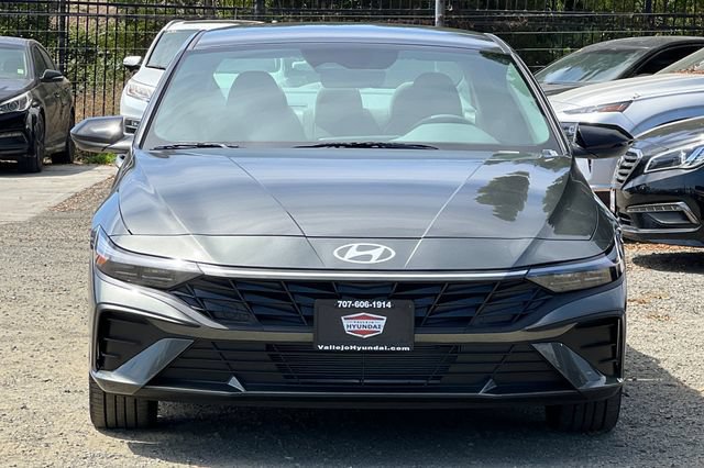 New 2026 Hyundai Elantra Sport FWD image 3