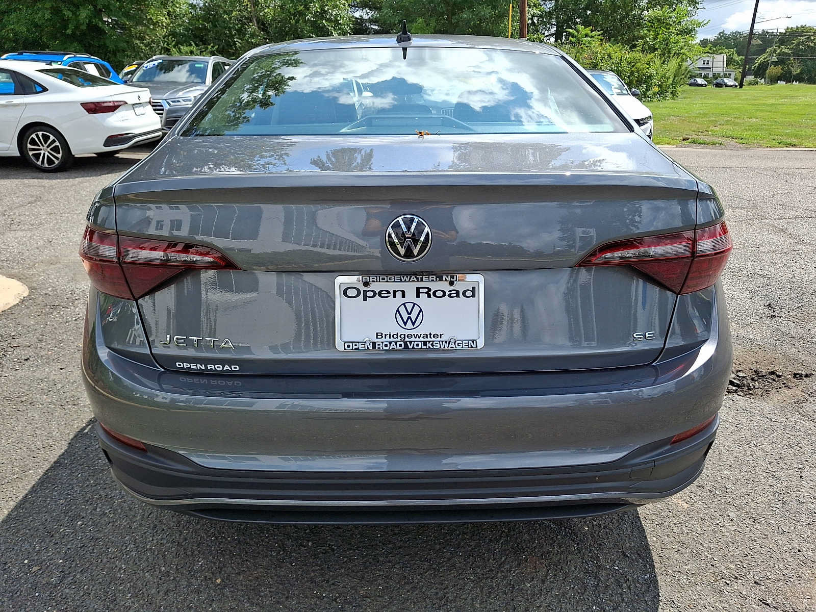 Certified 2023 Volkswagen Jetta SE FWD image 5