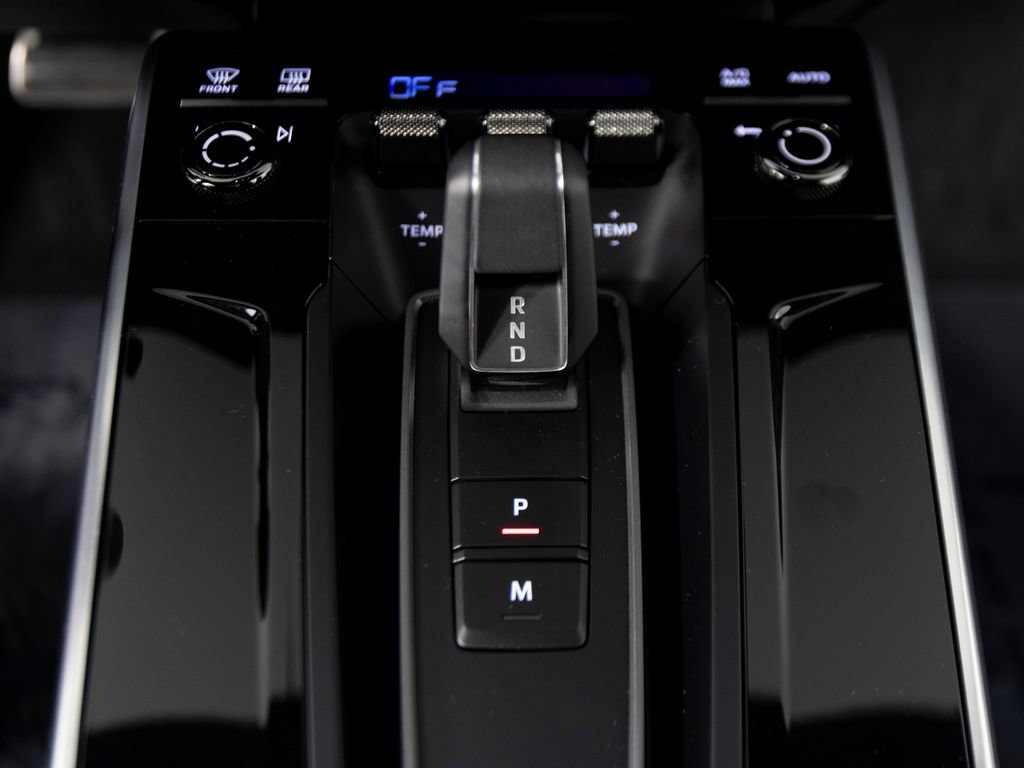 Certified 2026 Porsche 911 Carrera 4 GTS AWD/4WD image 29