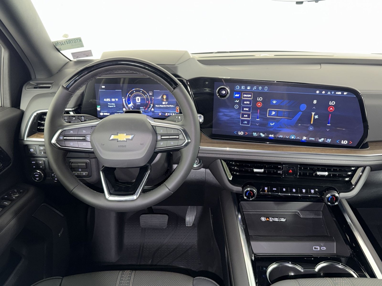 New 2026 Chevrolet Tahoe High Country AWD/4WD image 16