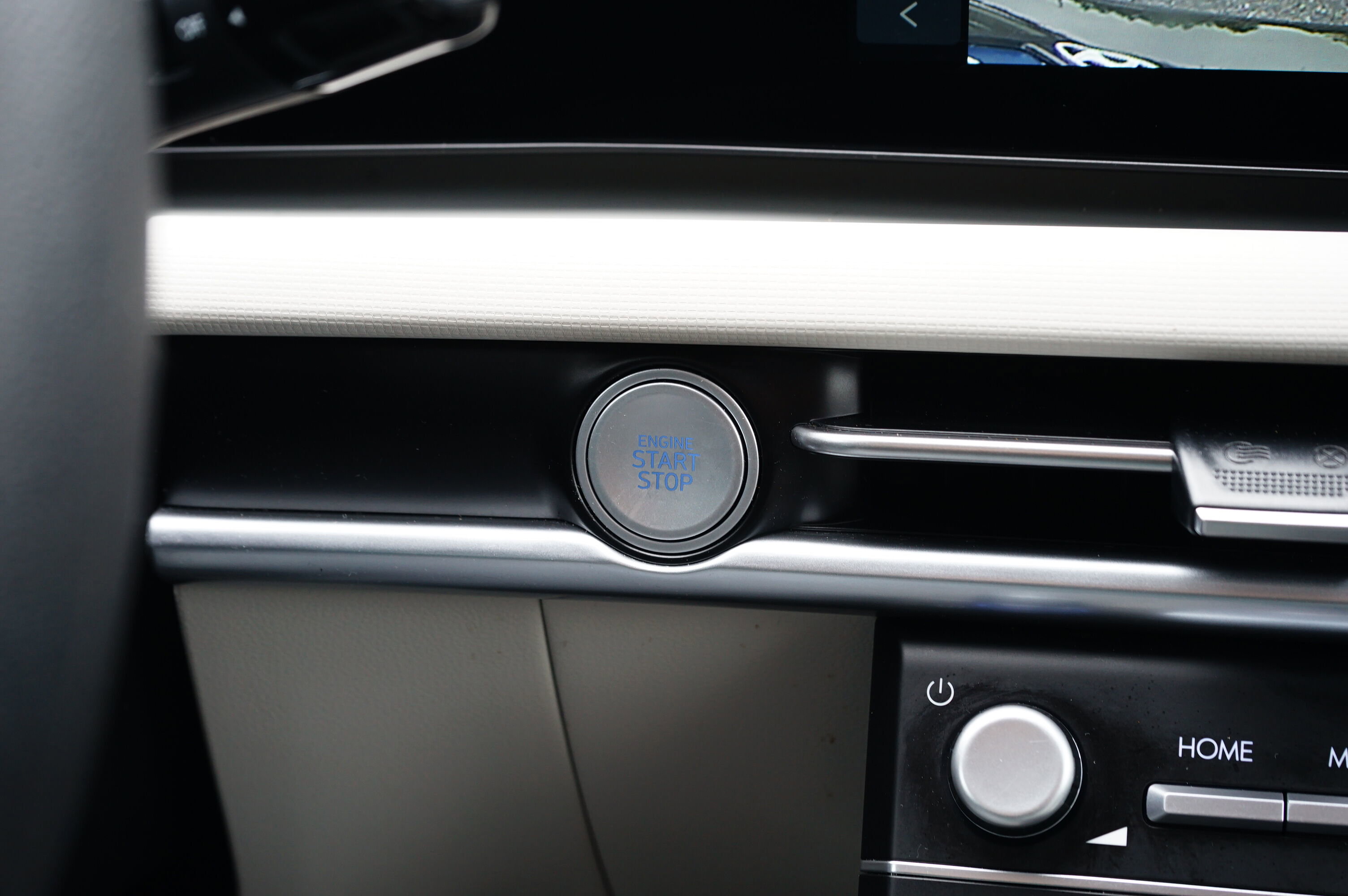 Used 2025 Hyundai Tucson SE image 23