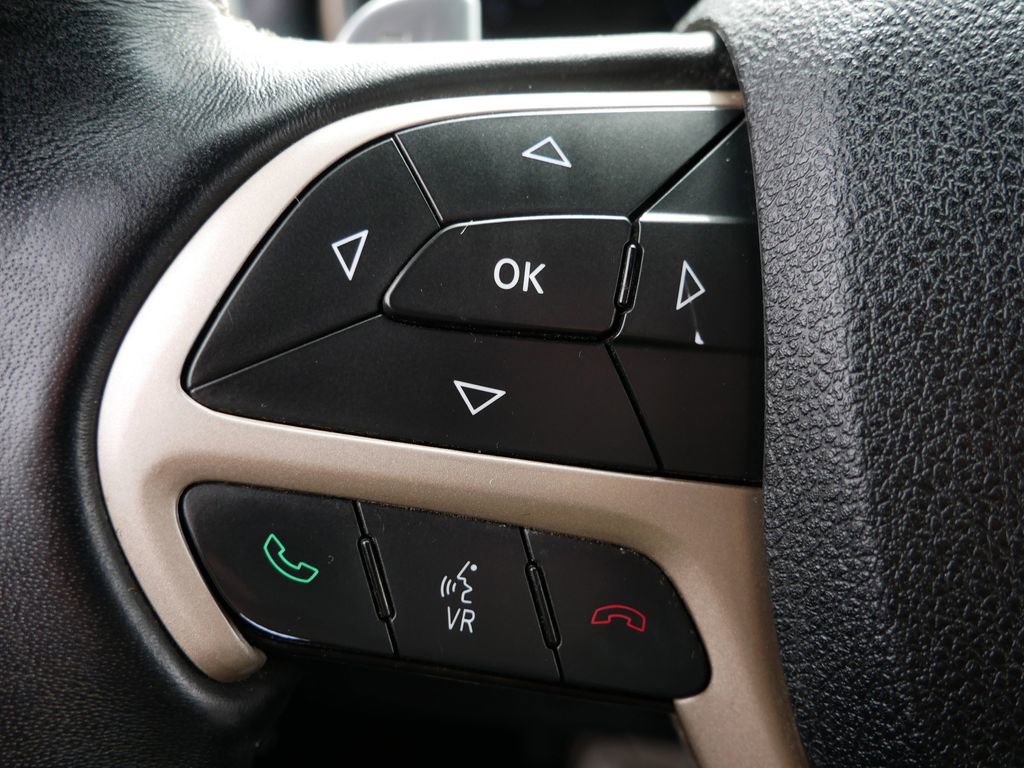 Used 2017 Jeep Grand Cherokee Limited w/ Trailer Tow Group IV AWD/4WD image 30