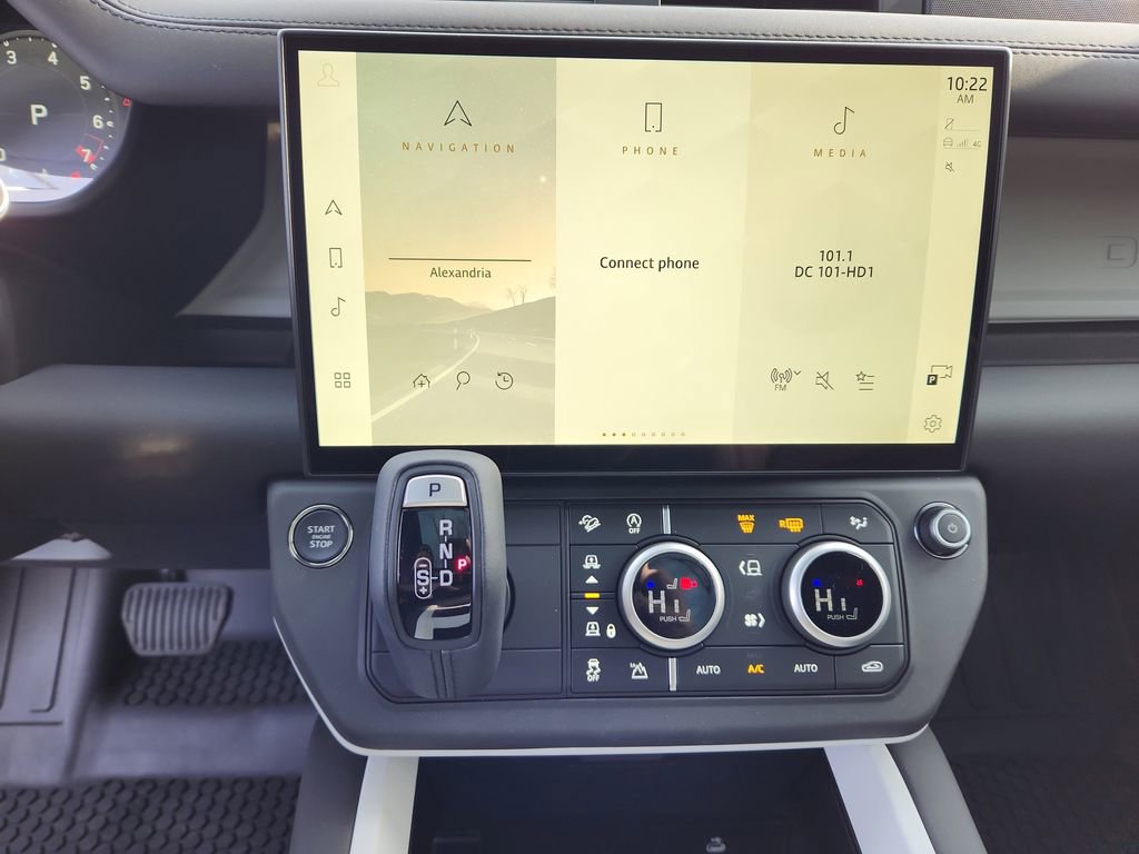 Used 2026 Land Rover Defender 110 X-Dynamic SE image 15