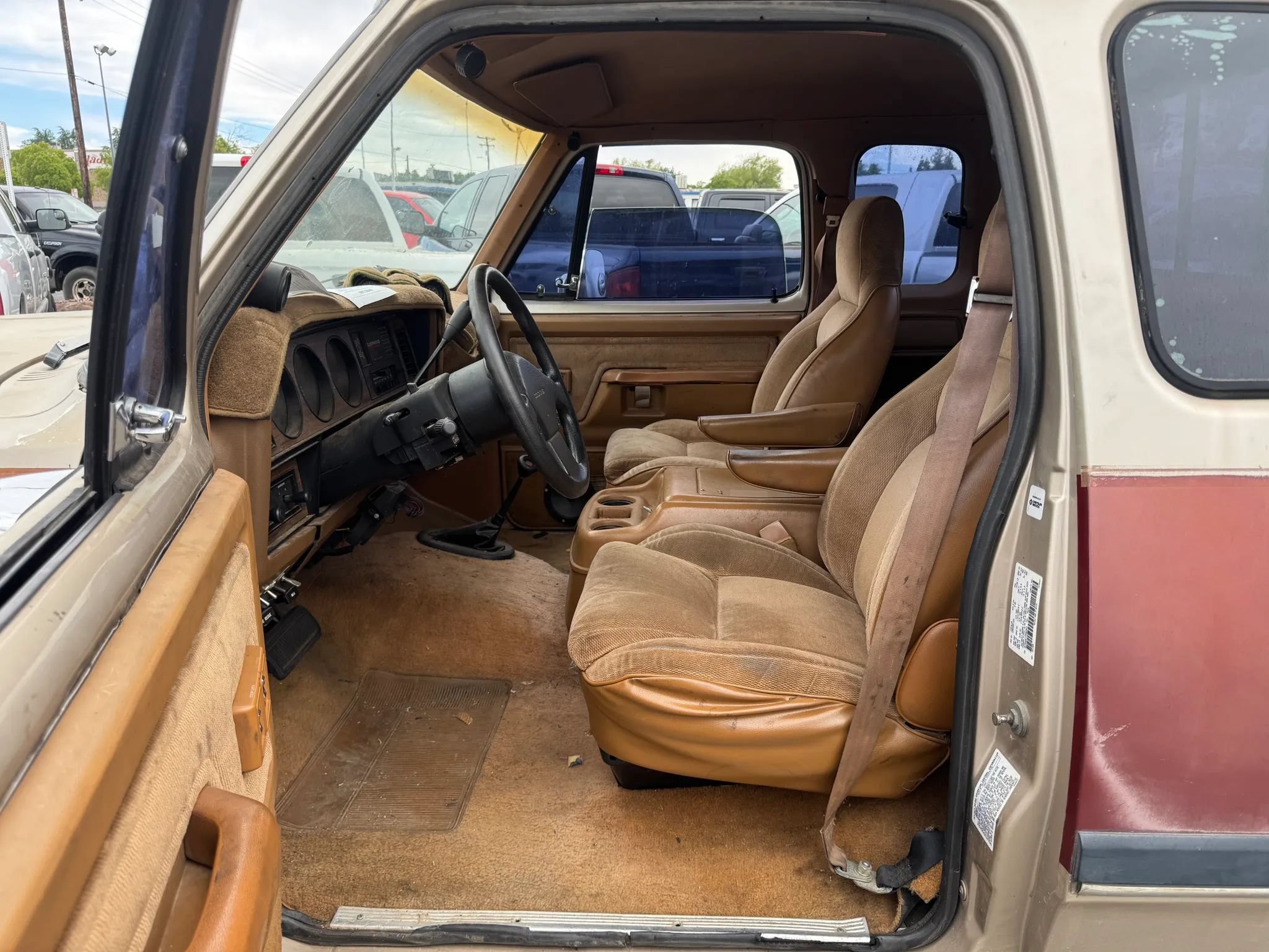 Used 1992 Dodge D/W Truck 350 AWD/4WD image 11