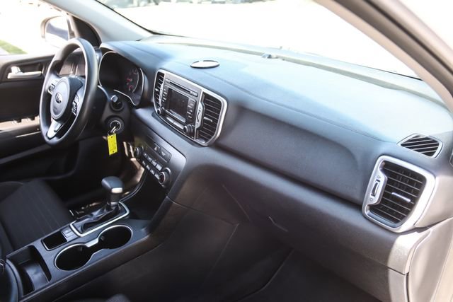 Used 2018 Kia Sportage LX FWD image 29