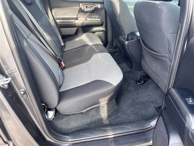 Used 2020 Toyota Tacoma TRD Sport w/ Technology Package image 26