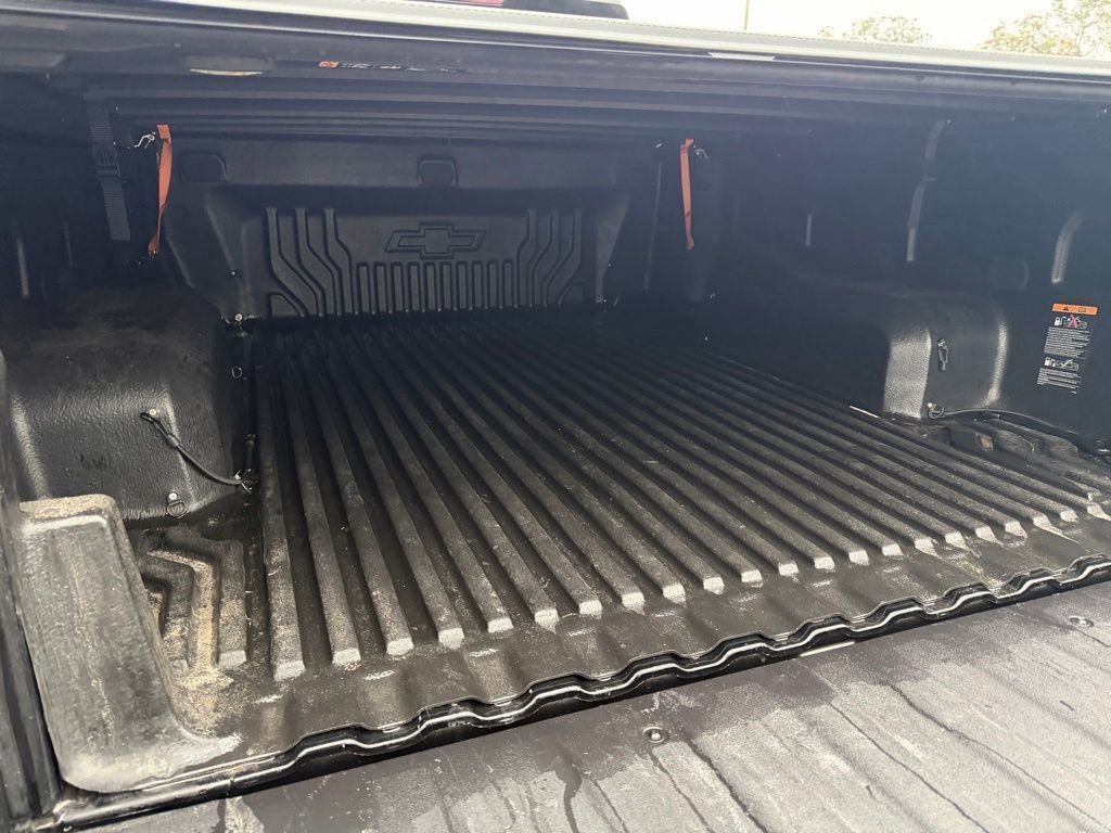 Used 2019 Chevrolet Silverado 1500 RST w/ All-Star Edition image 7