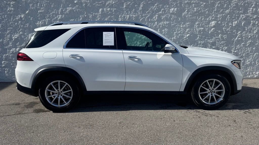 Used 2025 Mercedes-Benz GLE 350 4MATIC image 3